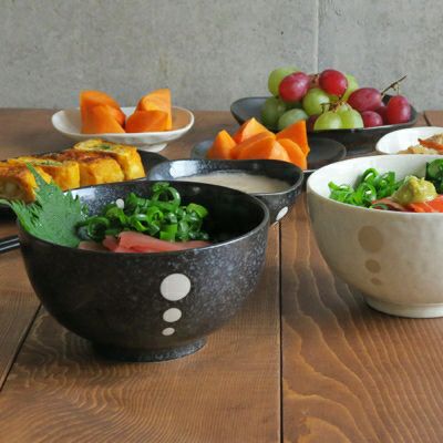 小腹がすいたときにちょうど良い!大人気のドットモノトーンシリーズの