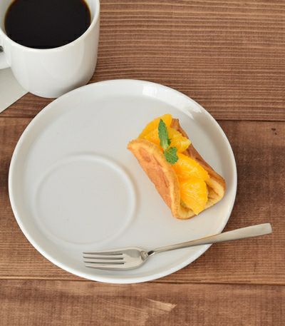 無駄のないシンプルなカトラリー！人気の「燦」シリーズのケーキフォーク
