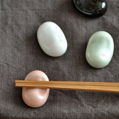 小さなそら豆 箸置き （ピンク）
