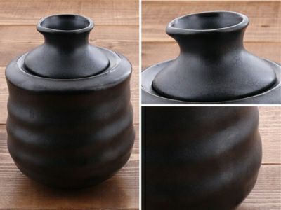 徳利と保温器がセットになった燗酒を楽しめる酒器。熱燗、ぬる燗、冷酒