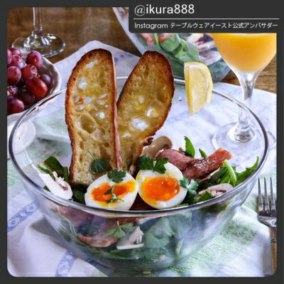シンプルなガラスボウル。サラダボウルなどに使えるおしゃれな大鉢。夏