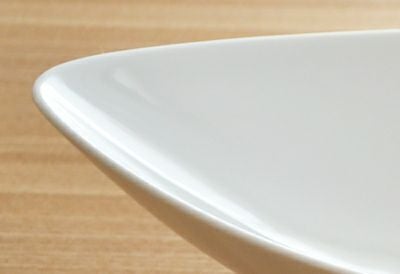 人気のリーフ型ボウル。パスタ皿、カレー皿、サラダボウルなどに使える