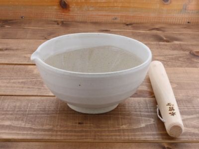 大きいサイズのすり鉢とすりこぎの食器セット。ゴマすり、とろろ擦り