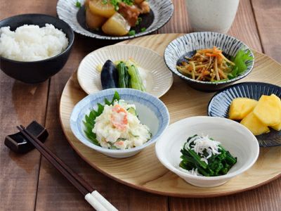 表情のある渦模様がポイント。シンプルで使いやすい和食器シリーズ。