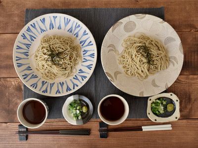 個性的な実りシリーズの大皿。カレー皿やパスタ皿に使える深皿タイプ