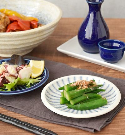 和食器で人気の十草模様が華やかな中皿。取り皿、サラダ皿、ケーキ皿と