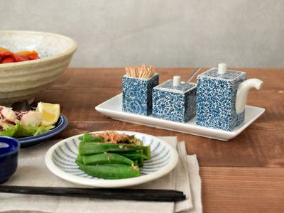 おしゃれ角型たこ唐草模様の爪楊枝入れ。人気の和食器。つまようじ以外