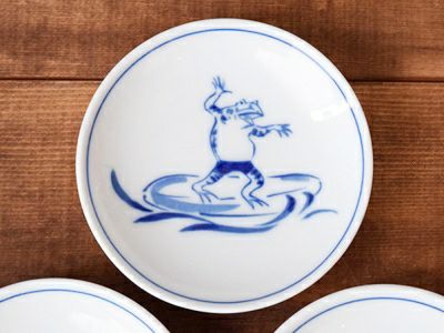 東京オリンピックをイメージした小皿。