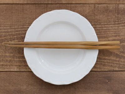 人気の洋食器。シンプルな白い食器・小皿