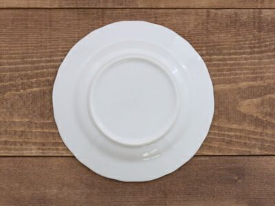 人気の洋食器。シンプルな白い食器・小皿