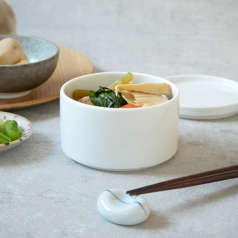 重ねて収納、おしゃれな保存容器。