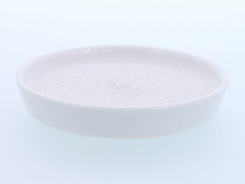 素材の風味を最大限に引き出してくれる、磁器製の鮫皮おろし皿