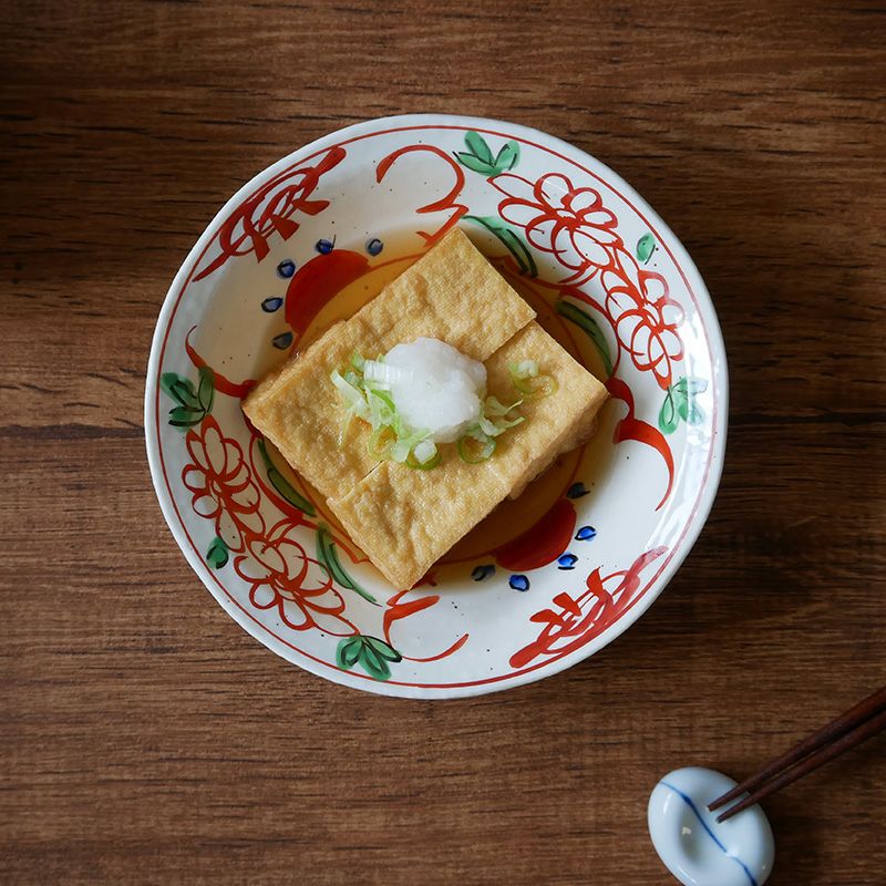 あたたかみのある手描きの器