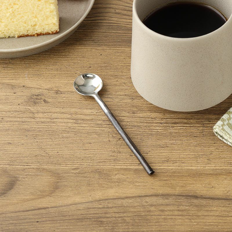食卓をセンスアップしてくれるハンドメイドのスプーン