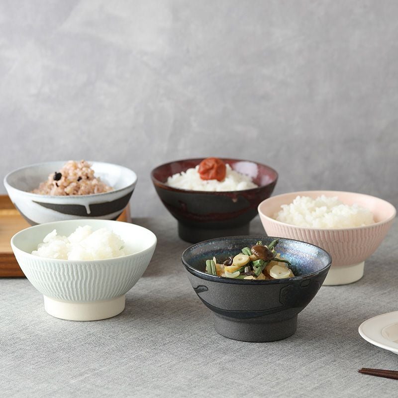 お気に入りの茶碗で和食を楽しむ