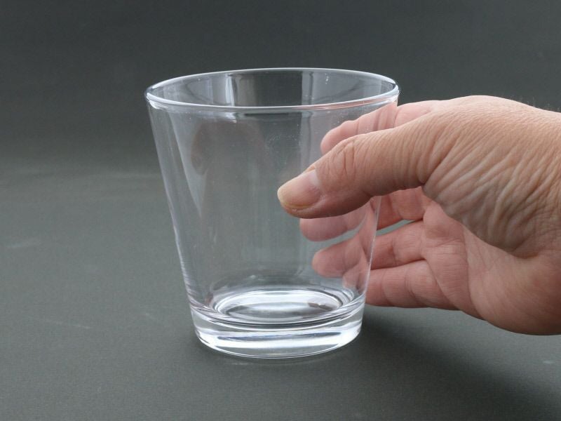 多用途に使えるシンプルなグラス。