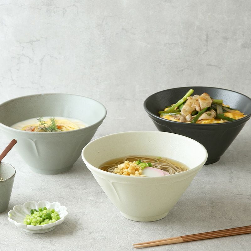 おもてなしにもぴったり！モダンな洋食器セット。