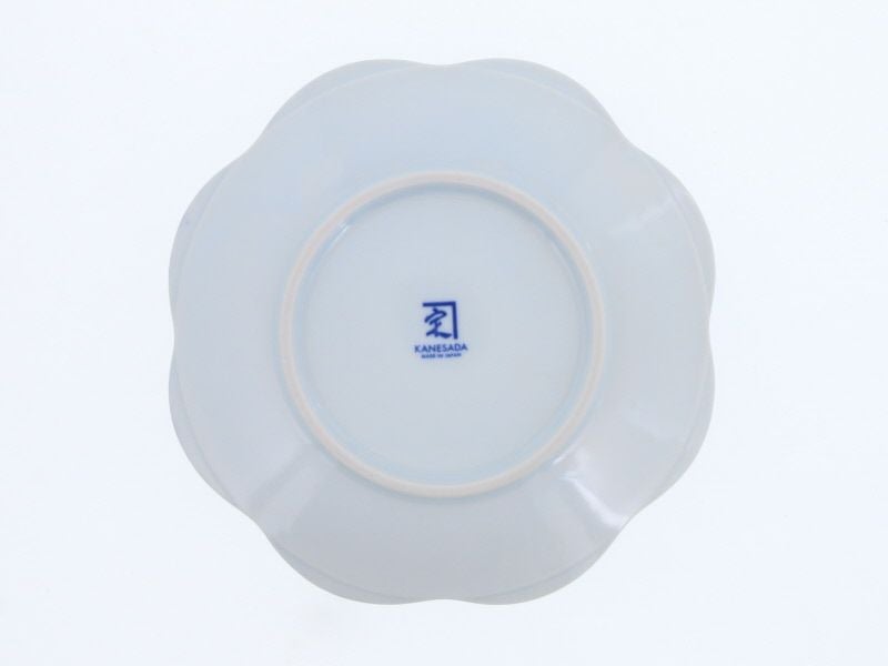 食卓を爽やかに華やかに彩るブルーの和食器