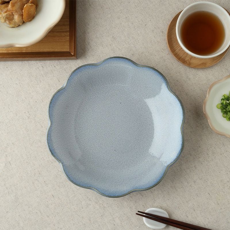 お花の形が華やかに食卓を演出する浅鉢・大鉢・深皿 6点セット。