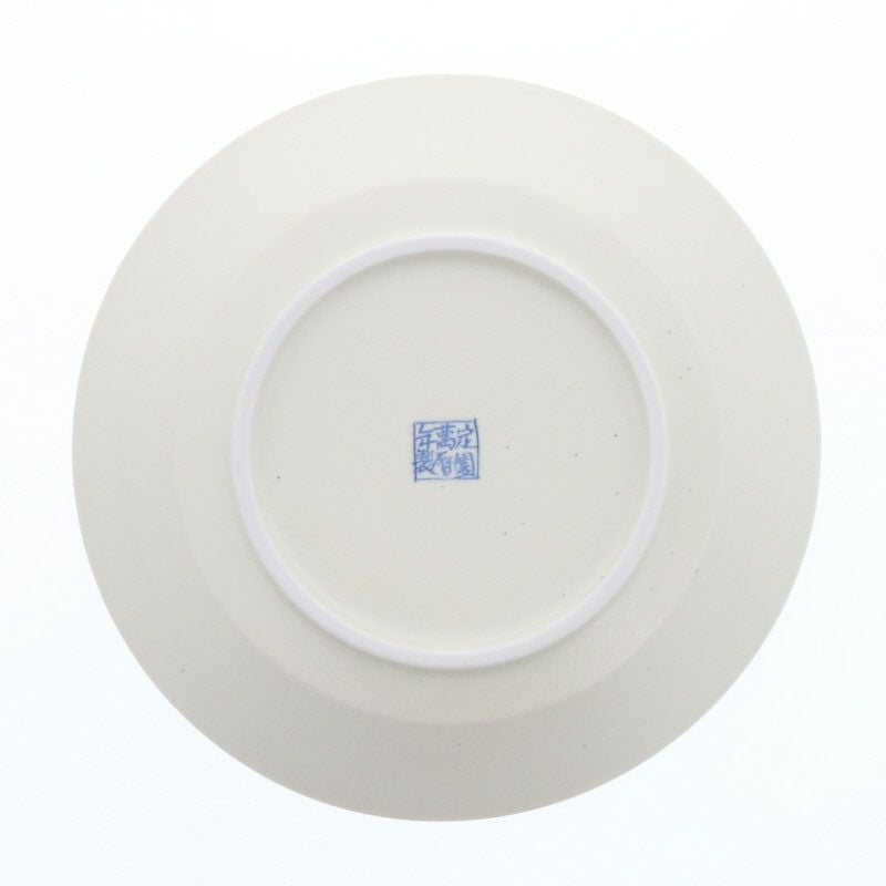 和食でも中華でもOK！ゆるっと使える龍のお皿