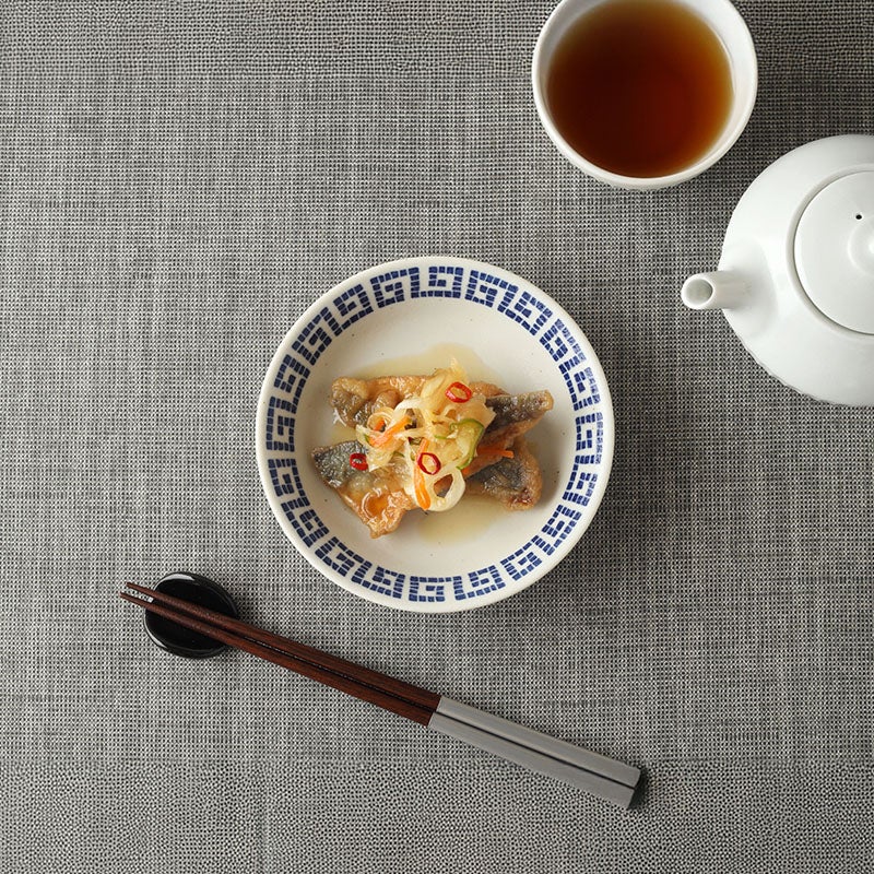 点心にもぴったり。レトロ中華の小皿