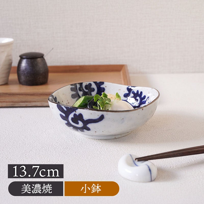 三角小鉢 13.7cm 太タコ唐草