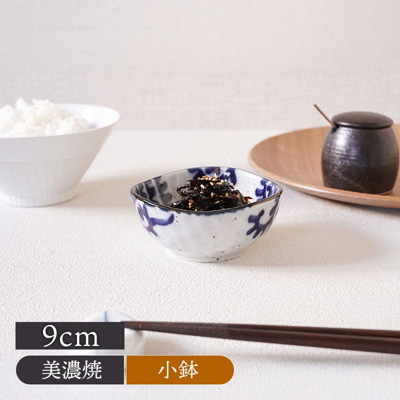 三角小鉢 9cm 太タコ唐草