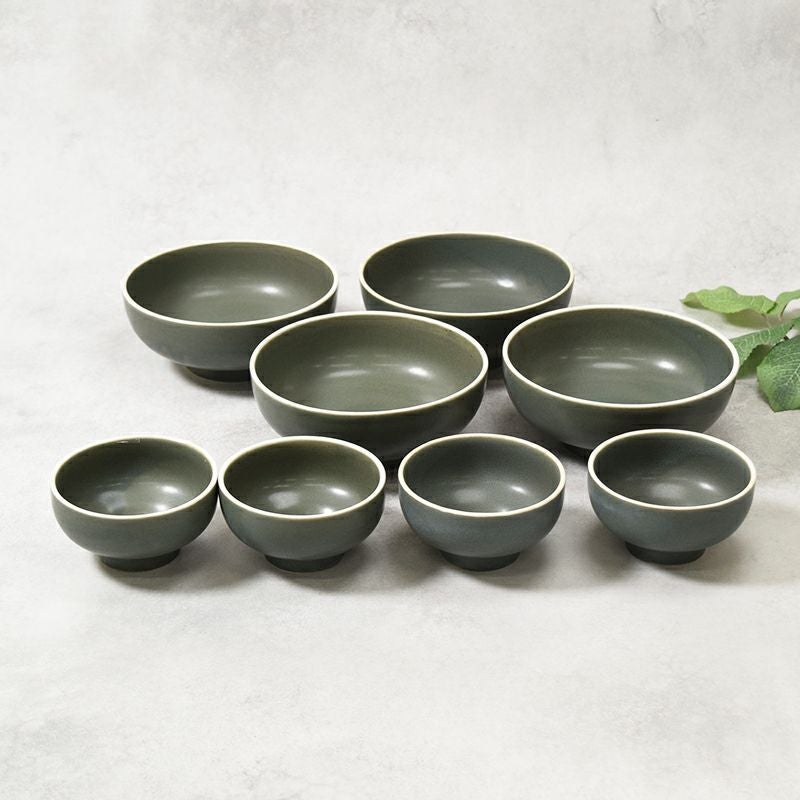 シックな色合いで大人の食卓を演出する器8点セット