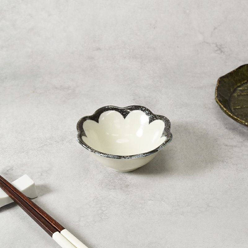 小鉢 10cm 花型 和食器 茉莉花 まつりか