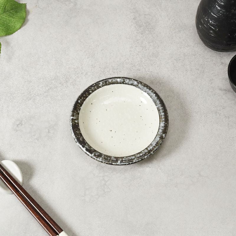 小皿 11cm 渕十草 黒瀬