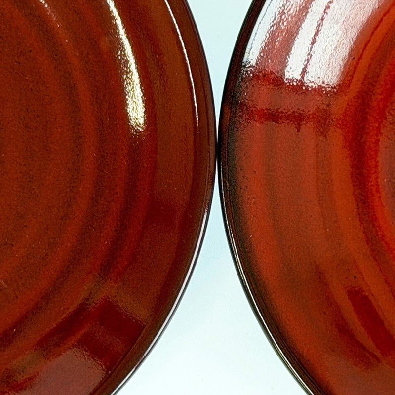 お茶の時間を上品に演出する、気品あふれる刷毛目の銘々皿
